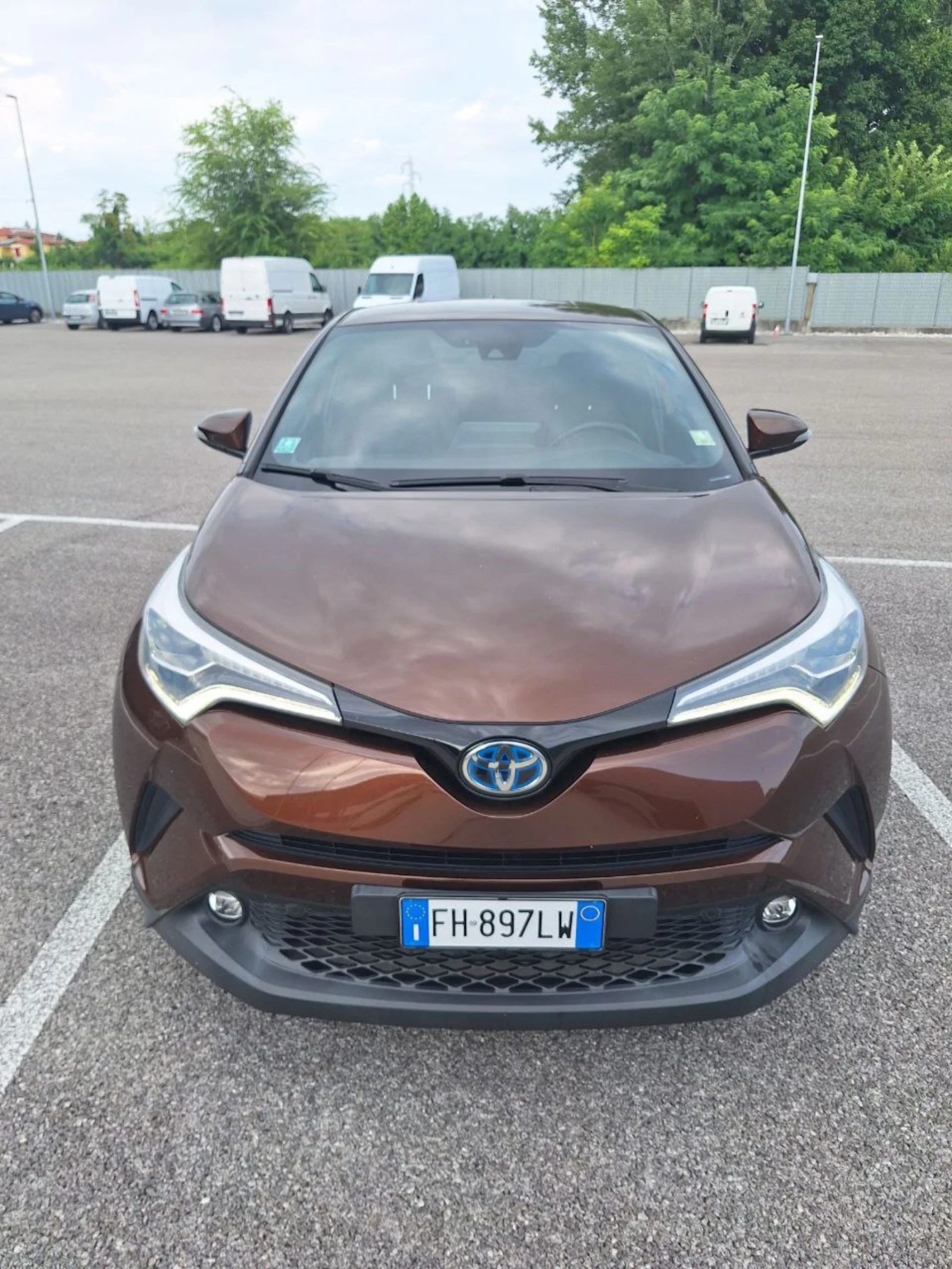 Toyota C-HR 1.8 122 К.С. ХИБРИД! LOUNGE! ОЧАКВАН ВНОС! - изображение 2