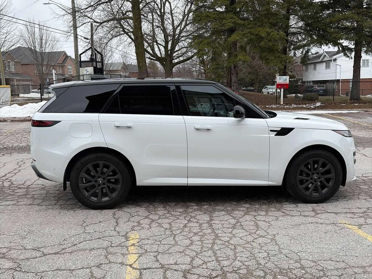 Land Rover Range Rover Sport * Dynamic SE * CARFAX * ЦЕНА ДО БГ, снимка 3 - Автомобили и джипове - 53976338