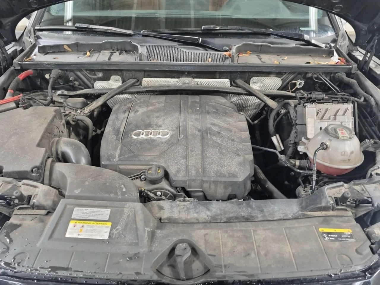 Audi Q5 ДИСТРОНИК| PANORAMA| 2 КЛЮЧА| , снимка 15 - Автомобили и джипове - 54191910