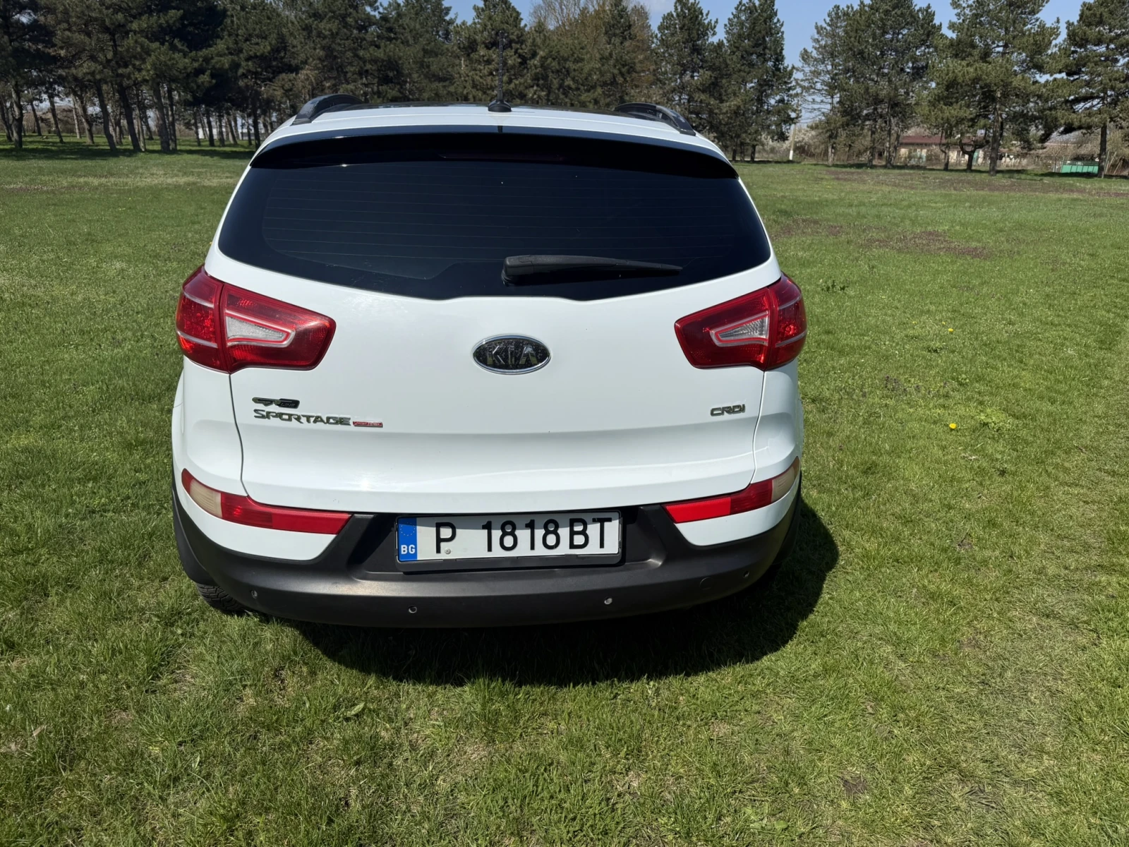 Kia Sportage 2.0 CRDi 184 к.с. Авт. 4x4 | нови гуми, снимка 4 - Автомобили и джипове - 54264640