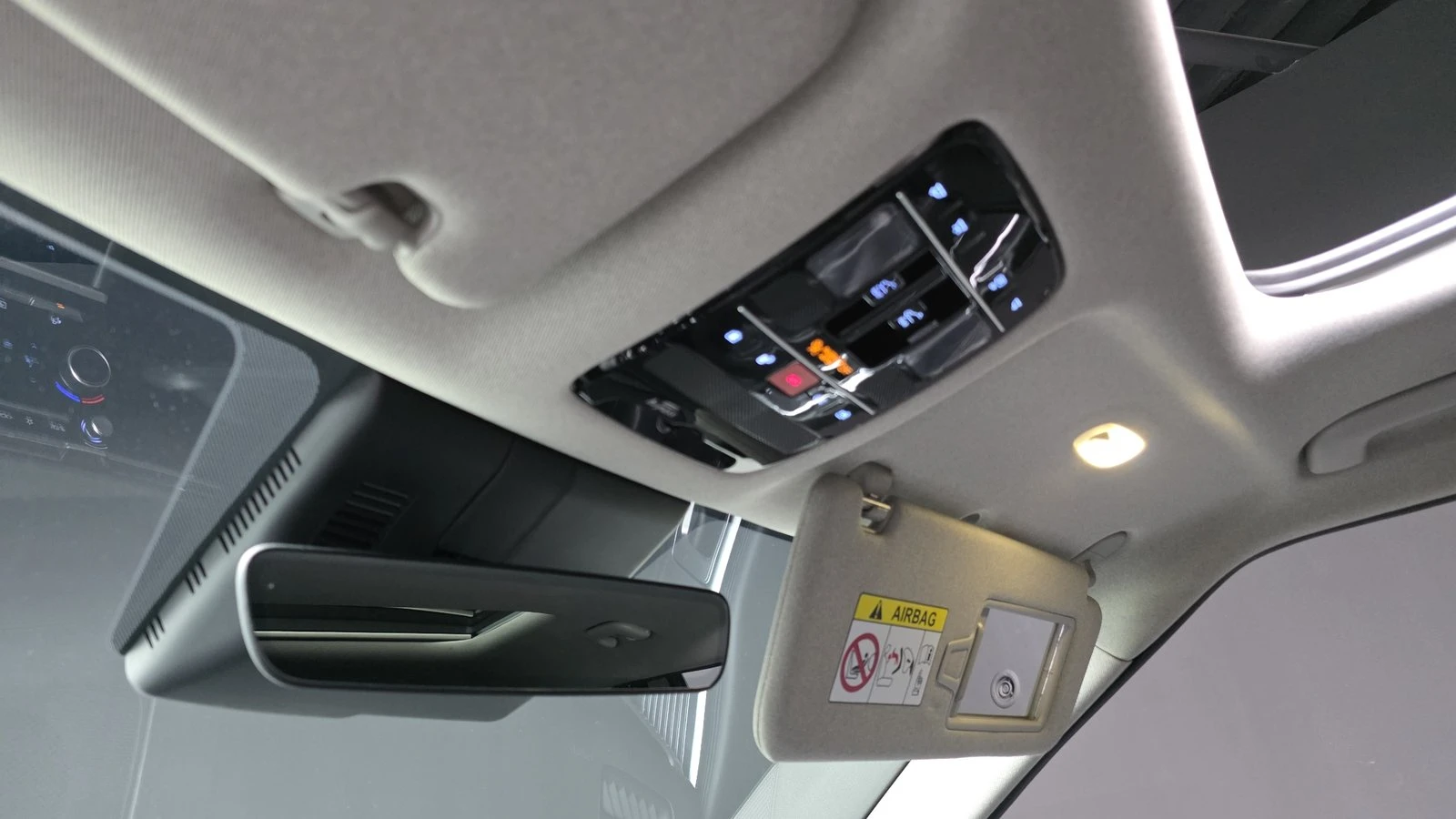 Hyundai Santa fe 1.6 HEV* ЛЮК* 360* KEYLESS* КРАЙНА ЦЕНА, снимка 17 - Автомобили и джипове - 55334913
