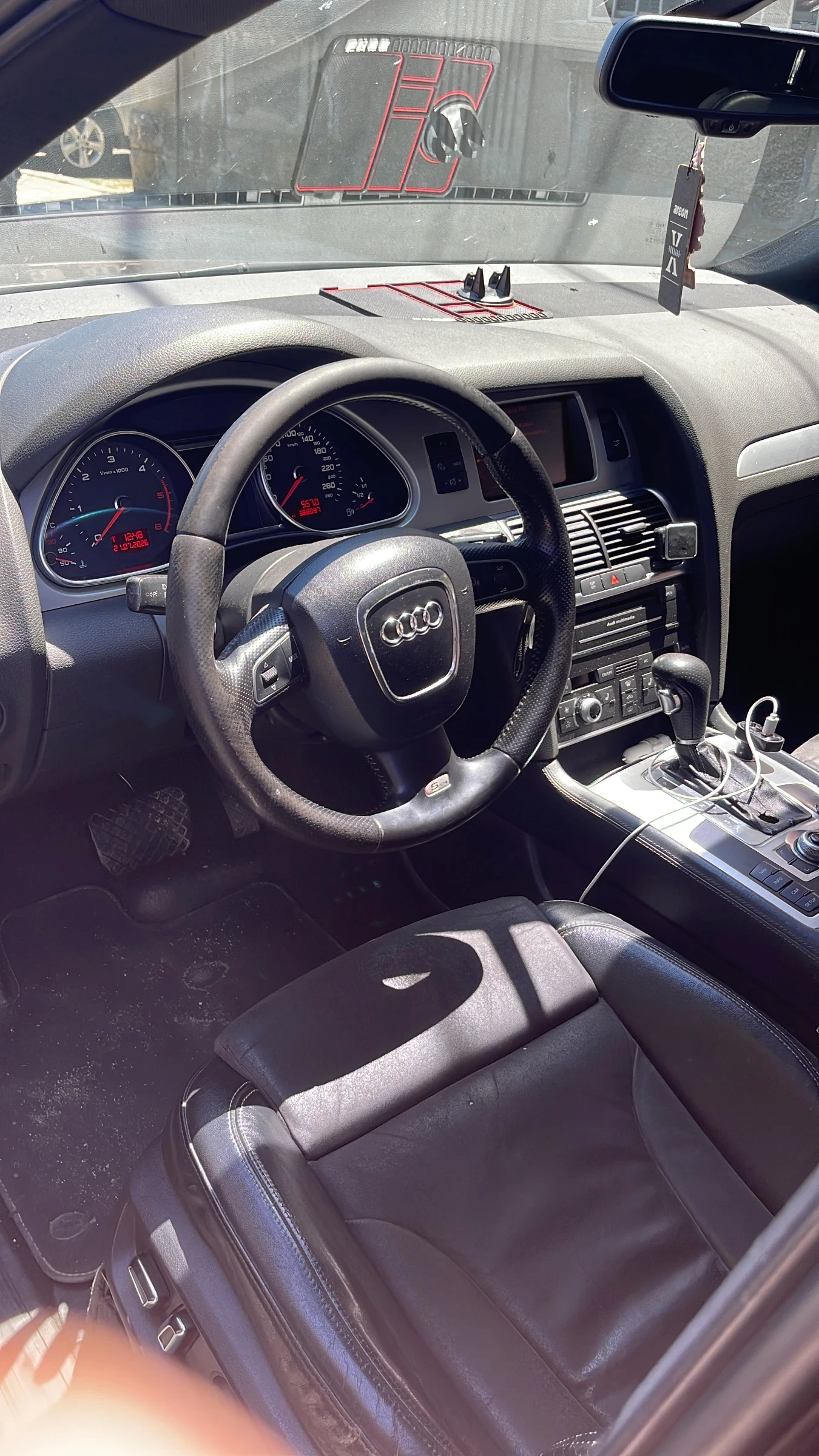 Audi Q7, снимка 17 - Автомобили и джипове - 55363760