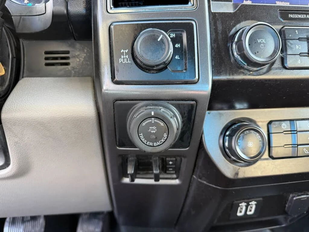 Ford F150 XLT * SuperCrew * LB * АвтоКредит * (ЦЕНА ДО БГ), снимка 11 - Автомобили и джипове - 55514843