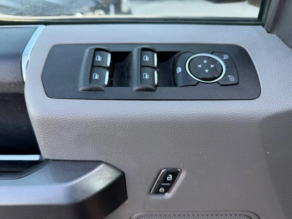 Ford F150 XLT * SuperCrew * LB * АвтоКредит * (ЦЕНА ДО БГ), снимка 14 - Автомобили и джипове - 55514843