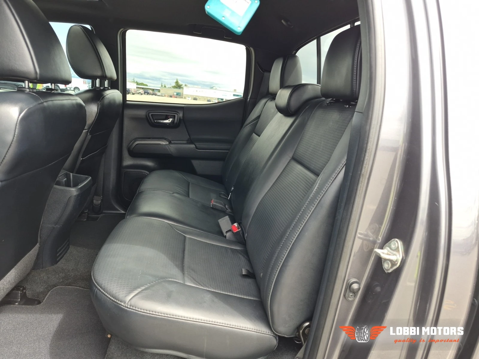 Toyota Tacoma, снимка 3 - Автомобили и джипове - 56099167