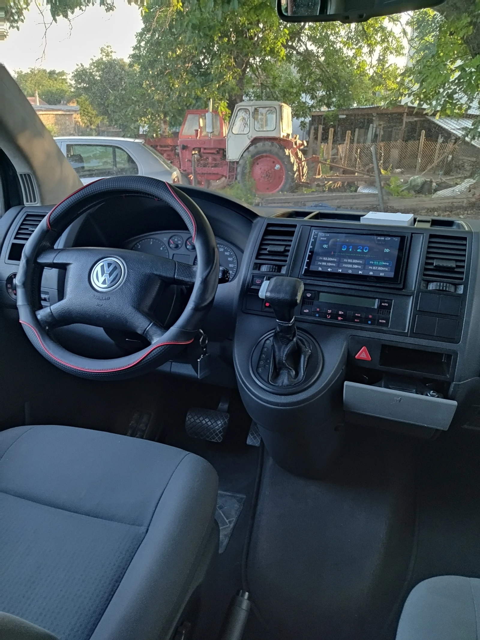 VW T5 2.5 tdi, снимка 3 - Бусове и автобуси - 55593088