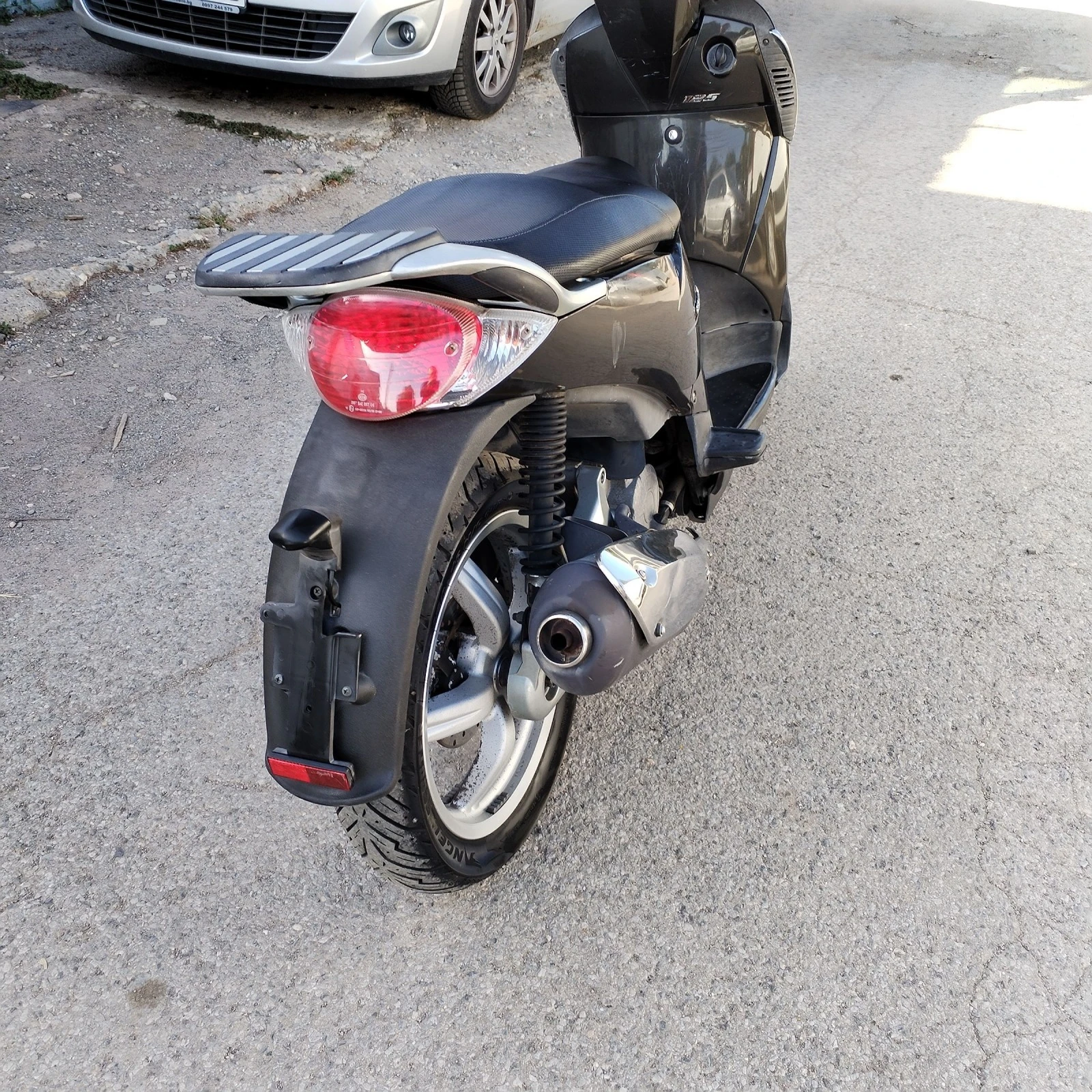 Aprilia Scarabeo 125 А1 - изображение 4