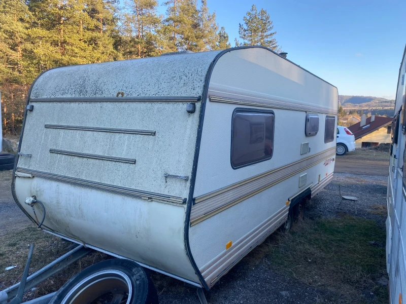 Каравана Adria, снимка 3 - Каравани и кемпери - 53464798