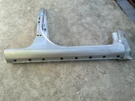 Прагове с колони за Тойота Ярис 1. 0 2003г., снимка 2