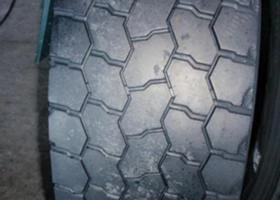 Гуми, снимка 9