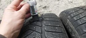 Гуми Зимни 235/55R19, снимка 5