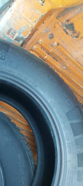 Гуми Зимни 225/70R15, снимка 6
