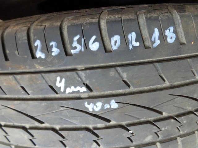 Гуми Летни 235/60R18, снимка 1 - Гуми и джанти - 18811390