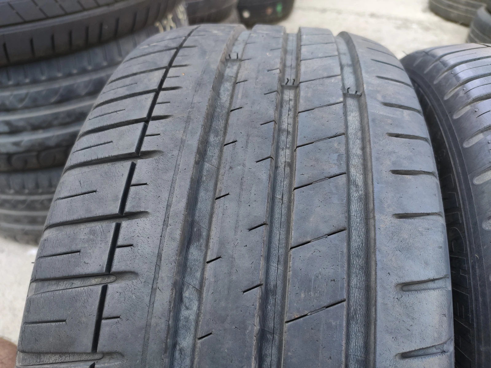  215/40R16 | Mobile.bg   1