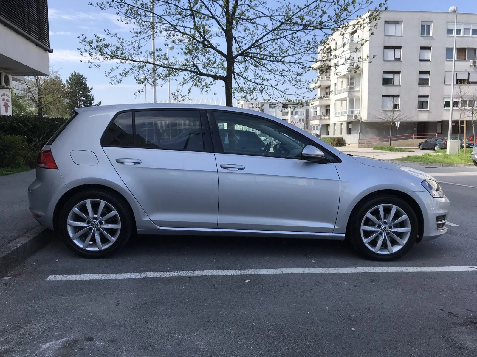 Гуми с джанти Други 225/45R17, снимка 4 - Гуми и джанти - 53836203