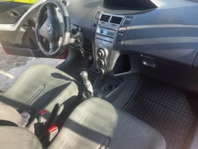 Toyota Yaris 1.33 - 3600 € / 7040.99 лв. - 82140771 6