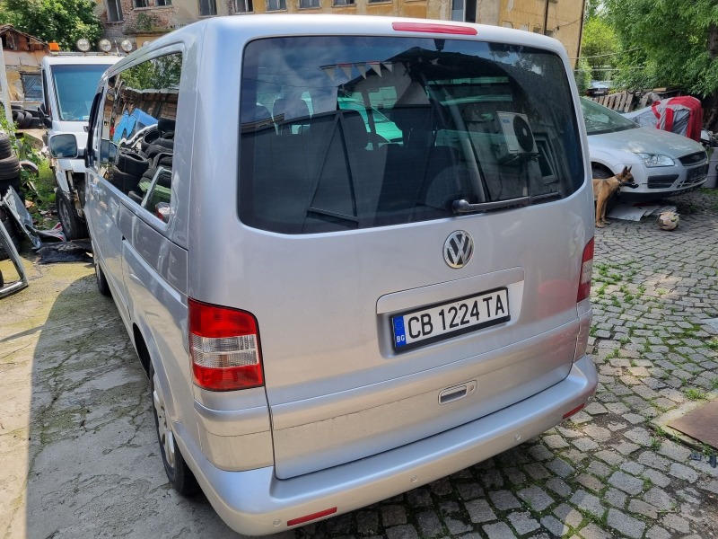 VW Multivan 2,5, снимка 8 - Автомобили и джипове - 45196401