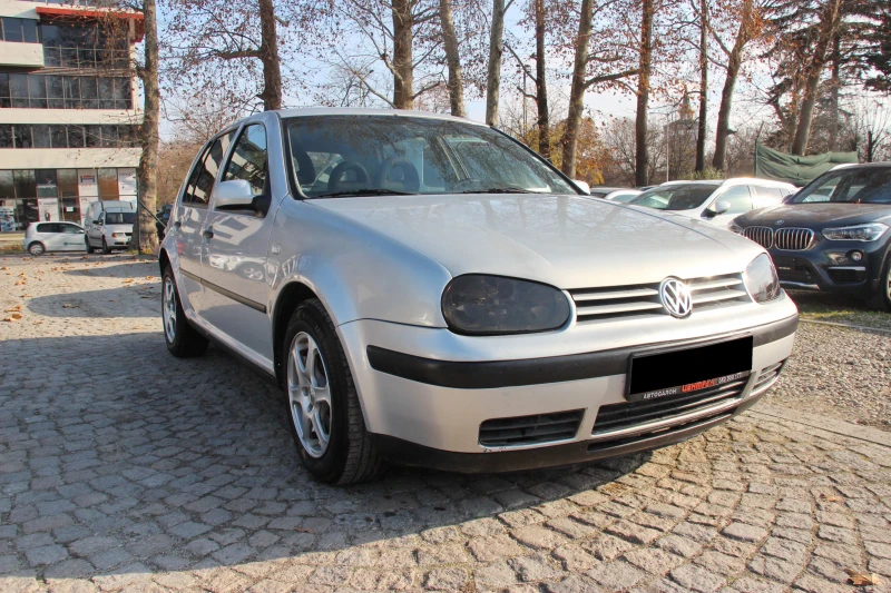 VW Golf IV 1.9 TDI С РЕГИСТРАЦИЯ    , снимка 3 - Автомобили и джипове - 48165546