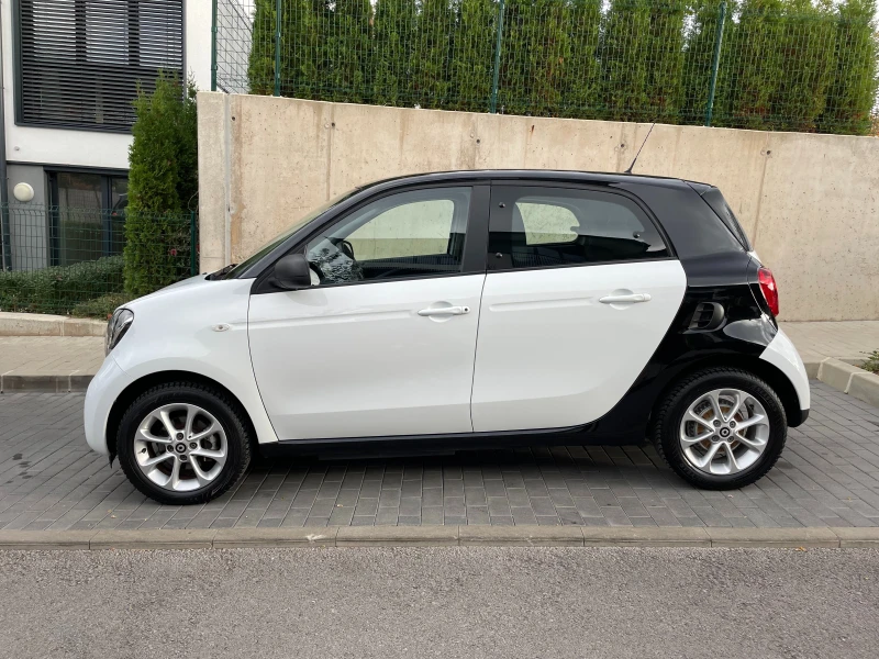 Smart Forfour, снимка 2 - Автомобили и джипове - 48675850