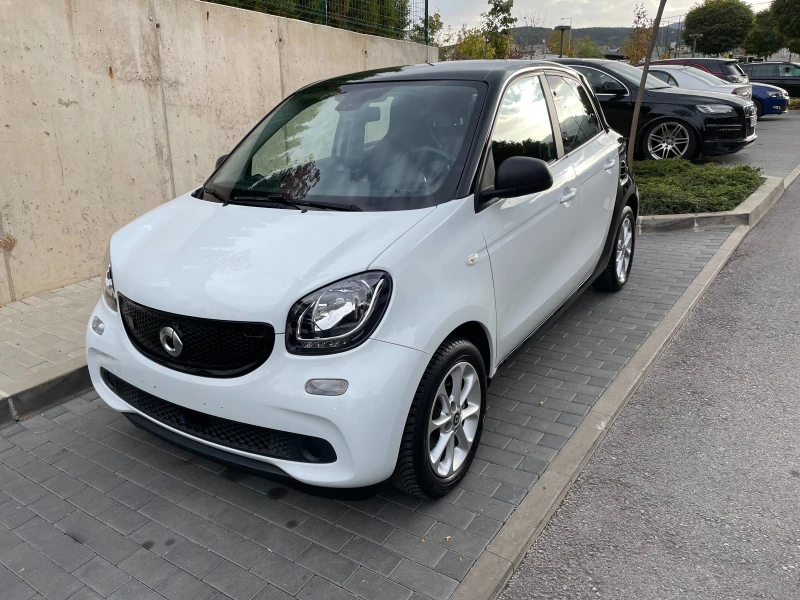 Smart Forfour, снимка 1 - Автомобили и джипове - 48675850