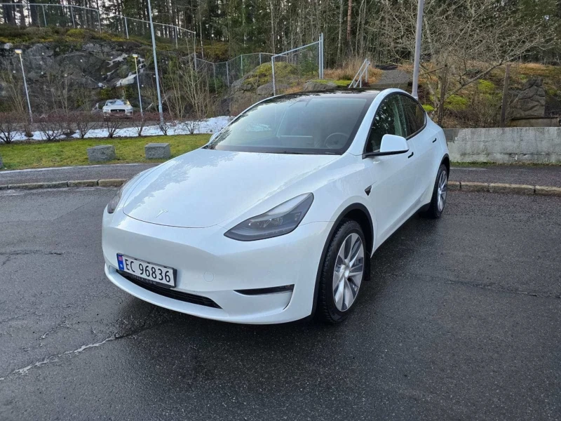 Tesla Model Y НА ЧАСТИ, снимка 5 - Автомобили и джипове - 49126207