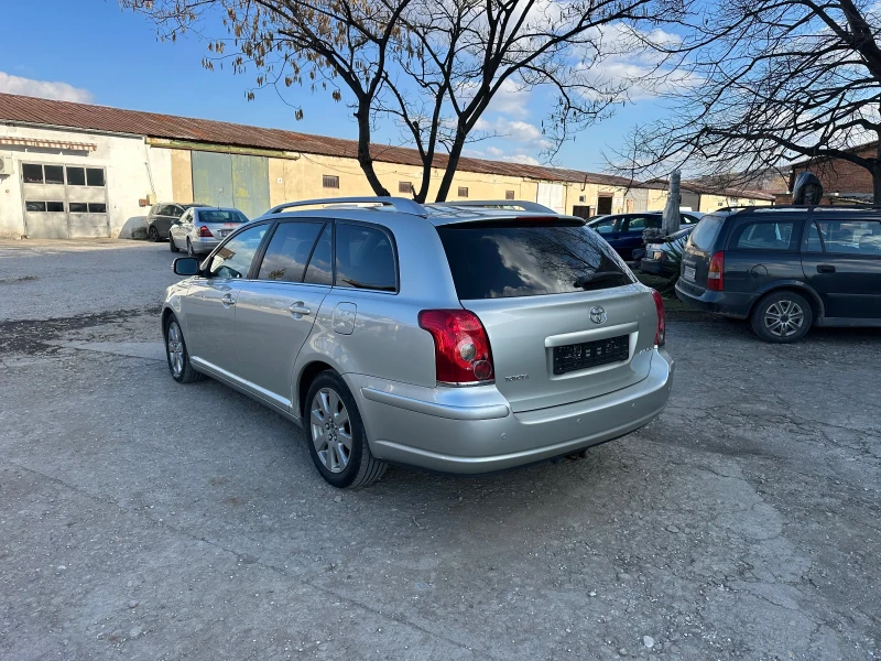 Toyota Avensis 1.8, снимка 6 - Автомобили и джипове - 49211323