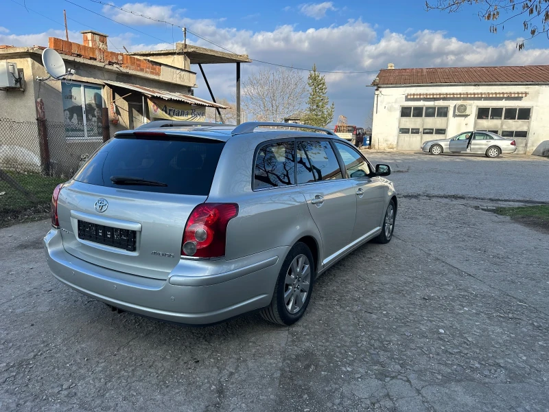 Toyota Avensis 1.8, снимка 7 - Автомобили и джипове - 49211323