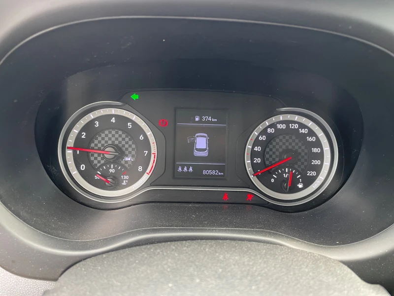 Hyundai I10 1.0 MPI, снимка 9 - Автомобили и джипове - 50245507