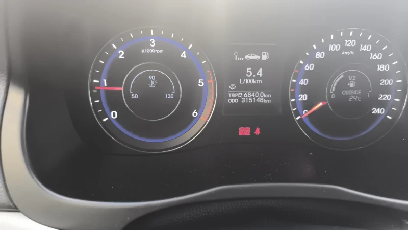 Hyundai I40, снимка 8 - Автомобили и джипове - 51024080