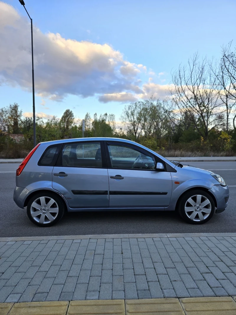 Ford Fiesta Mk6 1.4 Duratec, снимка 4 - Автомобили и джипове - 52051965