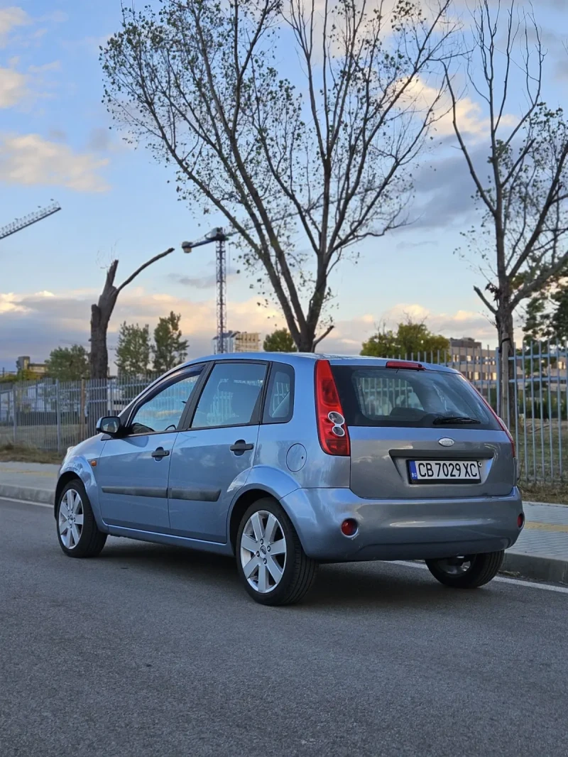 Ford Fiesta Mk6 1.4 Duratec, снимка 7 - Автомобили и джипове - 52051965