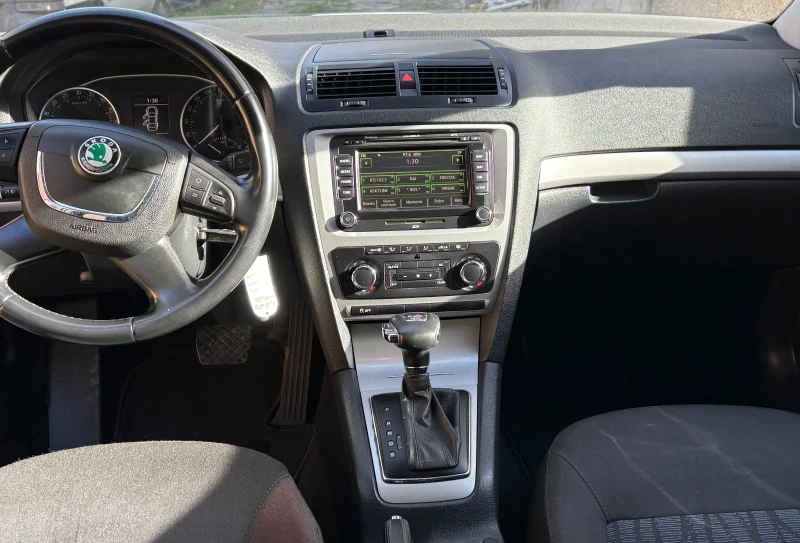 Skoda Octavia 4х4 / 2.0TDI / 140к.с, снимка 6 - Автомобили и джипове - 52568191