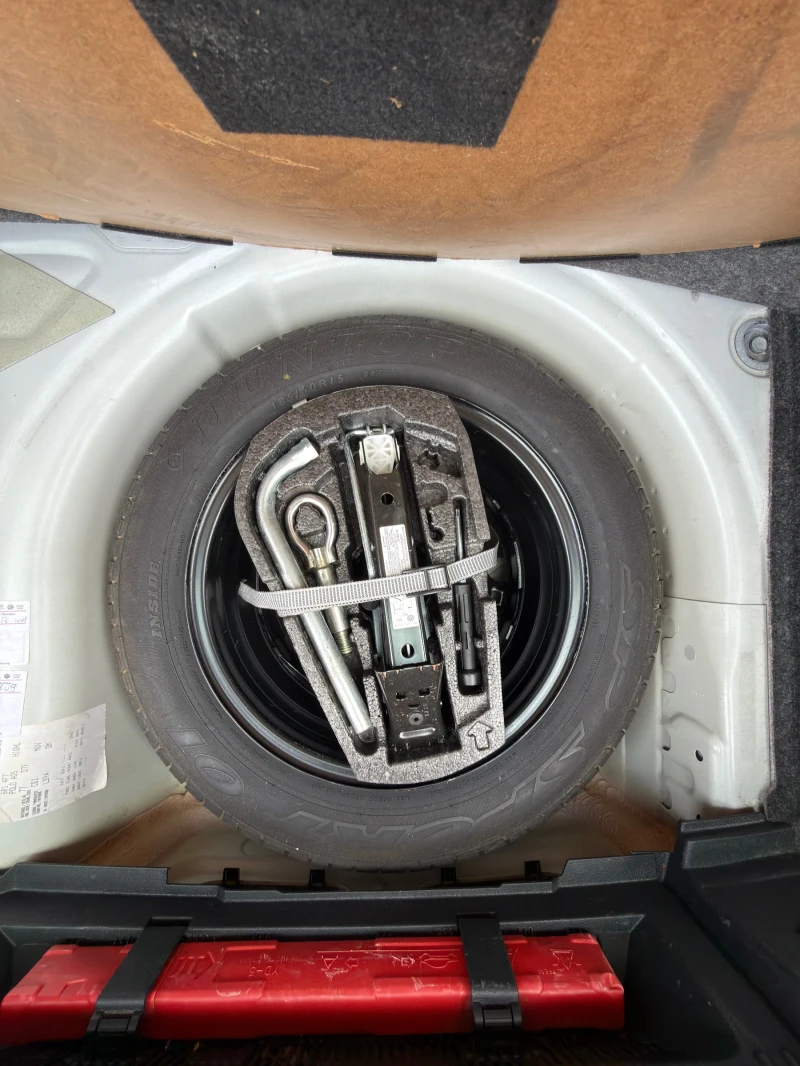 VW Polo 1.2 TSI DSG Автомат Navi Обслужен ТОП, снимка 15 - Автомобили и джипове - 52480547