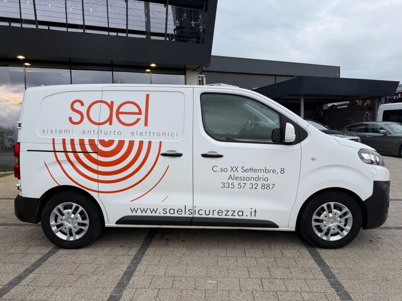 Citroen Jumpy 1.6HDI Климатик Euro 6B , снимка 8 - Автомобили и джипове - 52876465