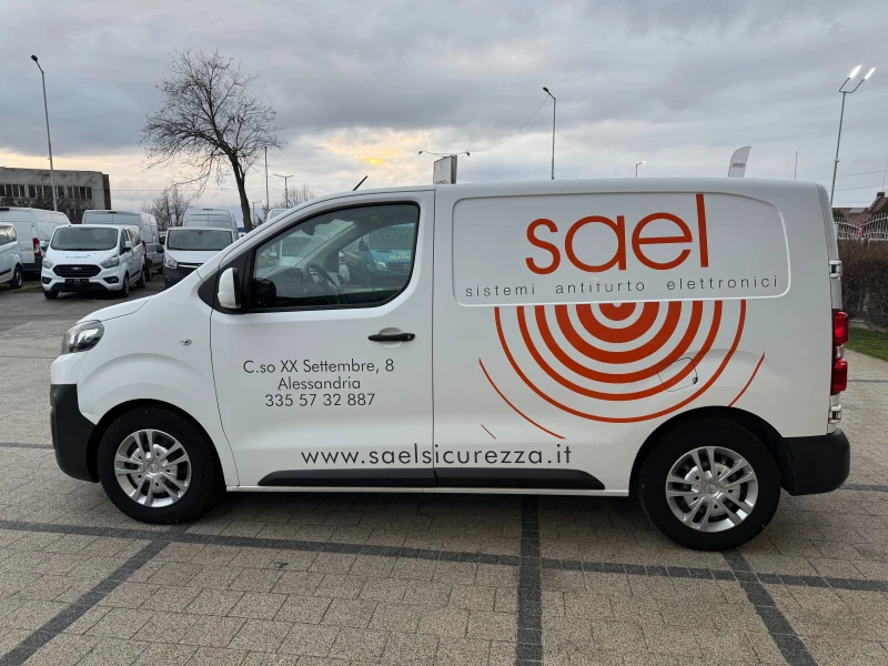 Citroen Jumpy 1.6HDI Климатик Euro 6B , снимка 5 - Автомобили и джипове - 52876465