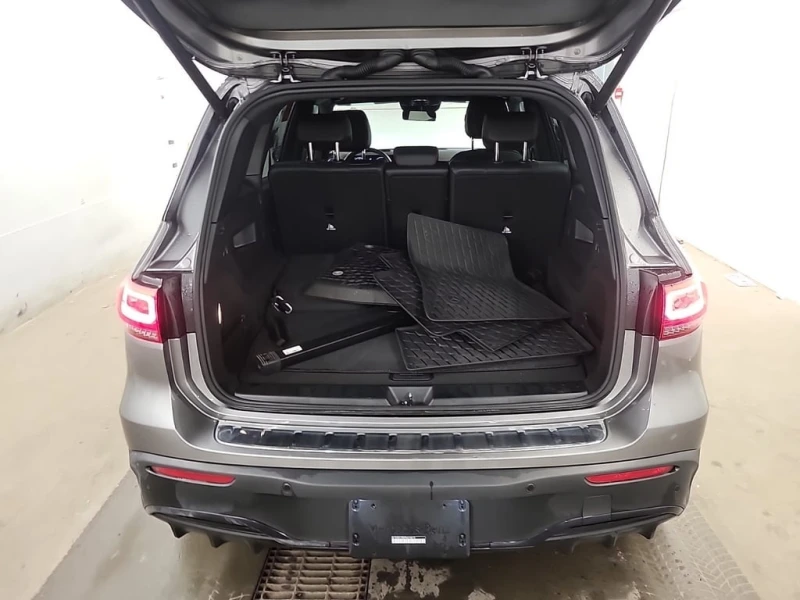 Mercedes-Benz EQB 350 2023 * CARFAX * БЕЗ ПЪРВОНАЧАЛНА ВНОСКА, снимка 16 - Автомобили и джипове - 52940465