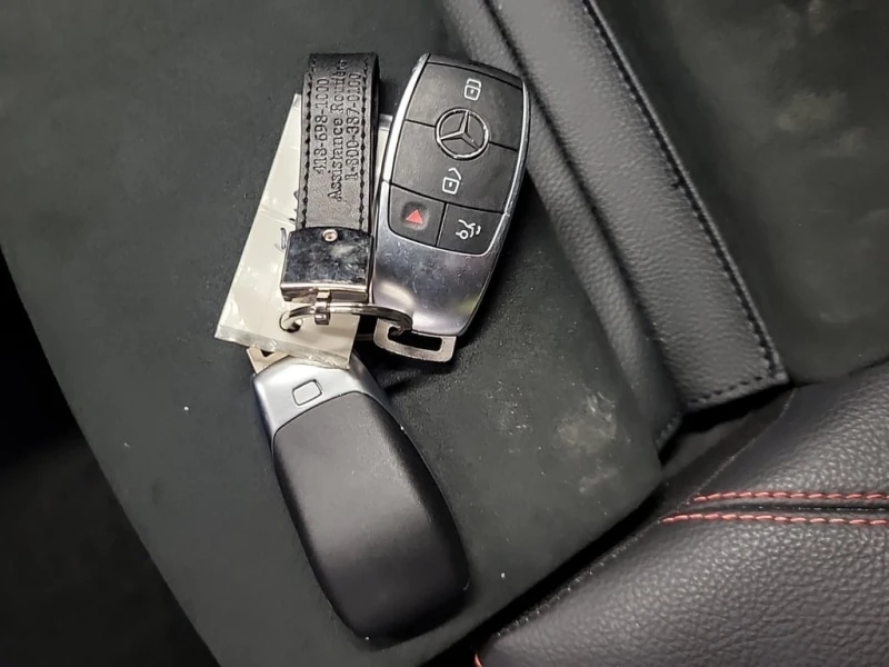 Mercedes-Benz EQB 350 2023 * CARFAX * БЕЗ ПЪРВОНАЧАЛНА ВНОСКА, снимка 15 - Автомобили и джипове - 52940465