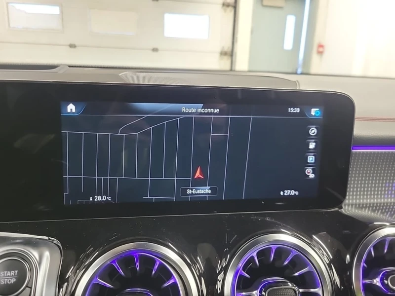 Mercedes-Benz EQB 350 2023 * CARFAX * БЕЗ ПЪРВОНАЧАЛНА ВНОСКА, снимка 14 - Автомобили и джипове - 52940465