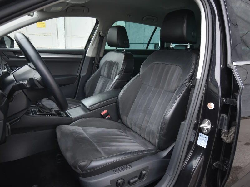 Skoda Superb 2.0TDI 190* Sportline* , снимка 9 - Автомобили и джипове - 53321720