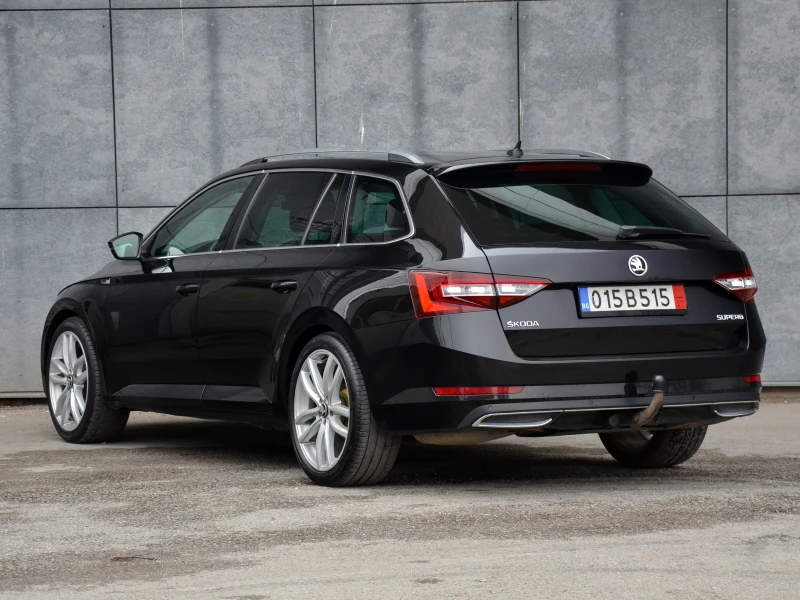 Skoda Superb 2.0TDI 190* Sportline* , снимка 4 - Автомобили и джипове - 53321720