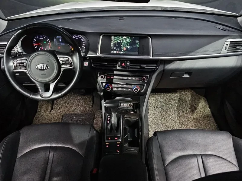 Kia K5 2.0, снимка 7 - Автомобили и джипове - 54262102