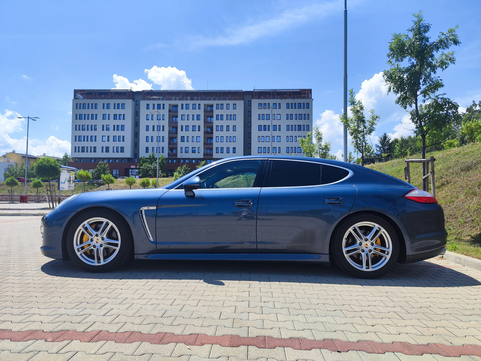 Porsche Panamera 4S Sport Chrono - изображение 5