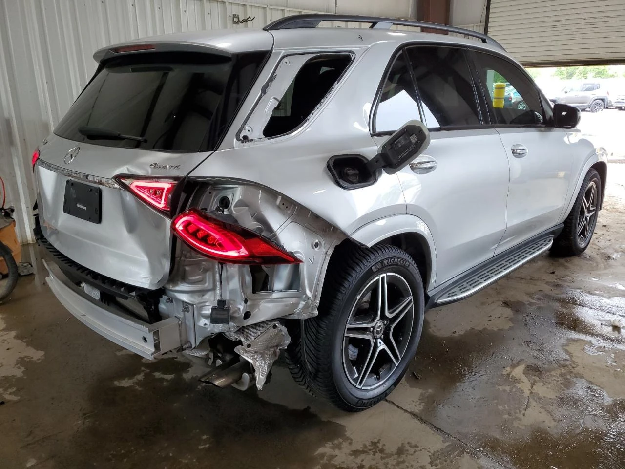 Mercedes-Benz GLE 450 4MATIC/DISTRONIC/DIGITAL/ОБДУХВАНЕ - изображение 6