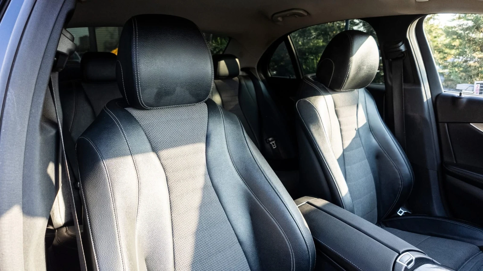 Mercedes-Benz E 220 D FULL AMG LINE    100% | Mobile.bg   14