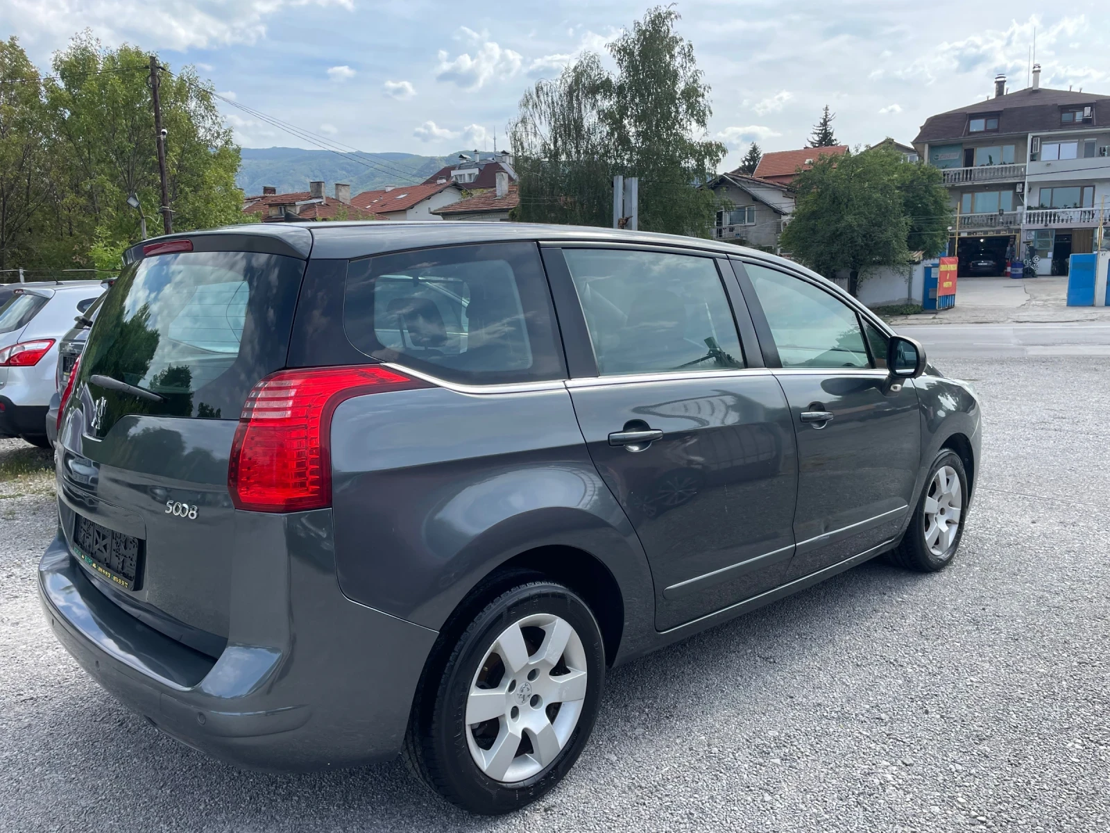 Peugeot 5008 2.0 HDI, 150 коня, 6 скорости - изображение 5