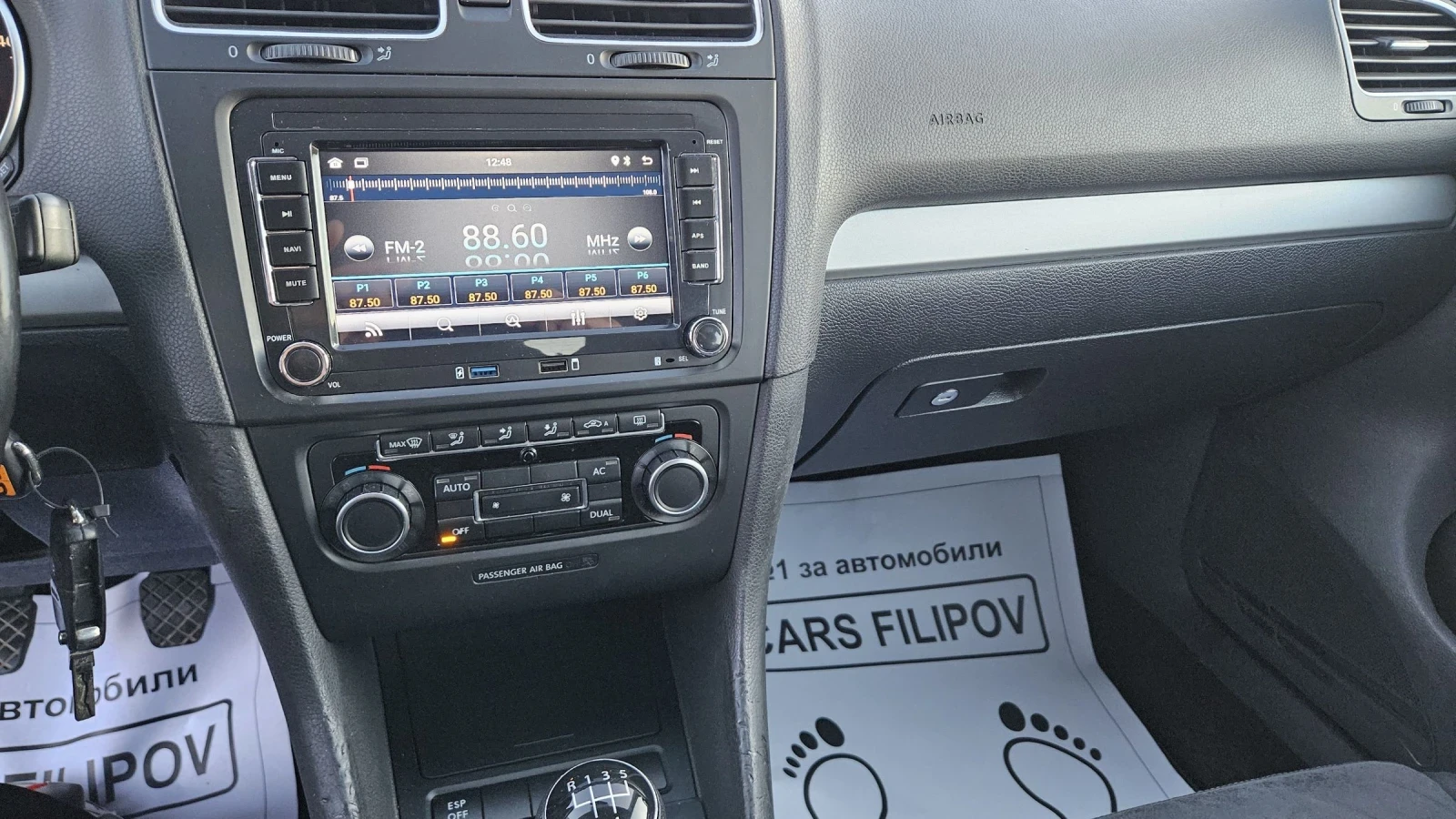 VW Golf 2.0 TDI , снимка 11 - Автомобили и джипове - 53791737