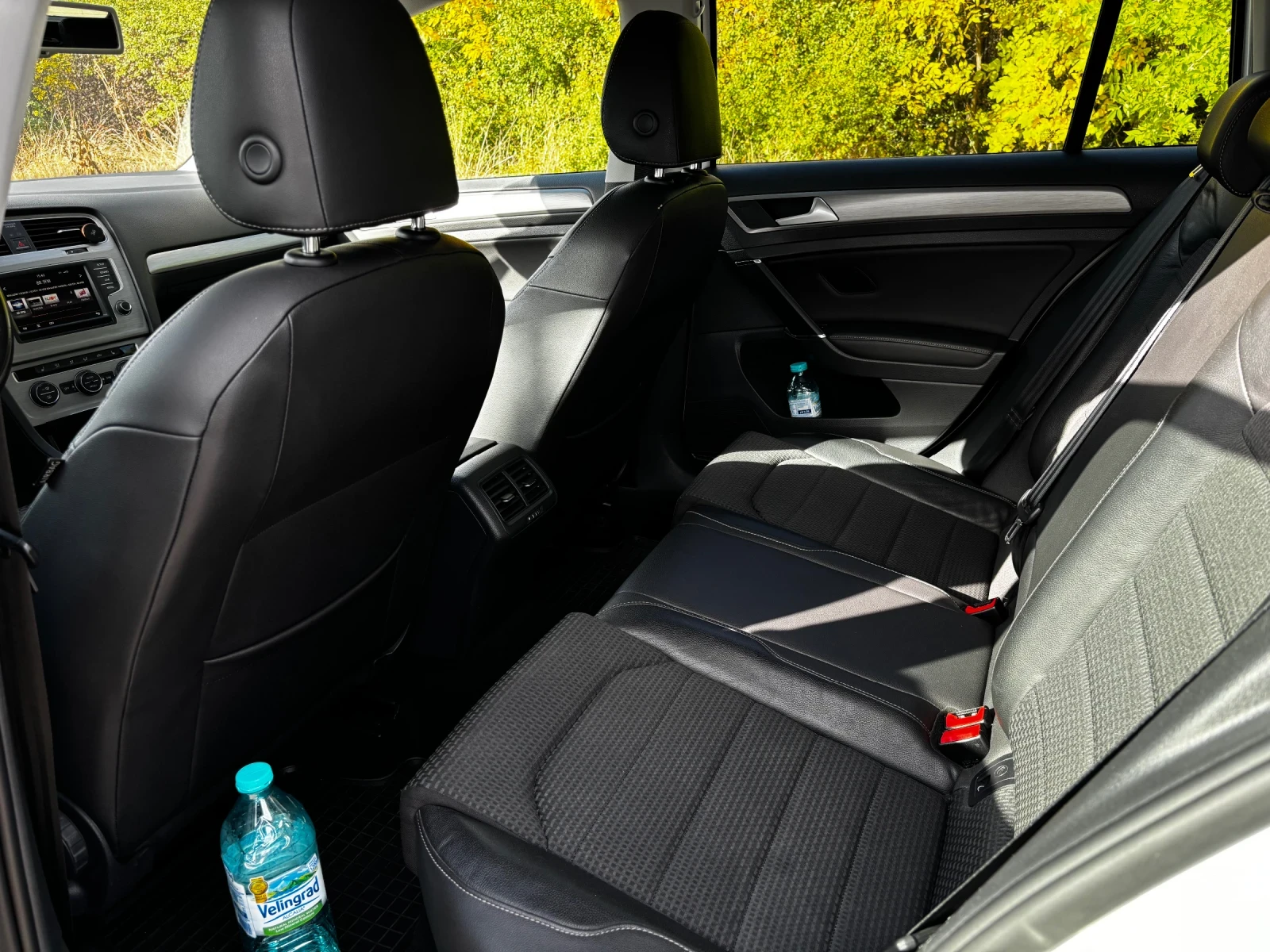 VW Golf 1.6 TDI | Mobile.bg   11