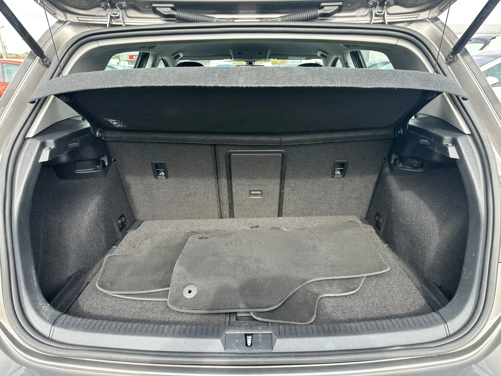 VW Golf 2.0 TDI Advance BlueMotion Tech! - изображение 10