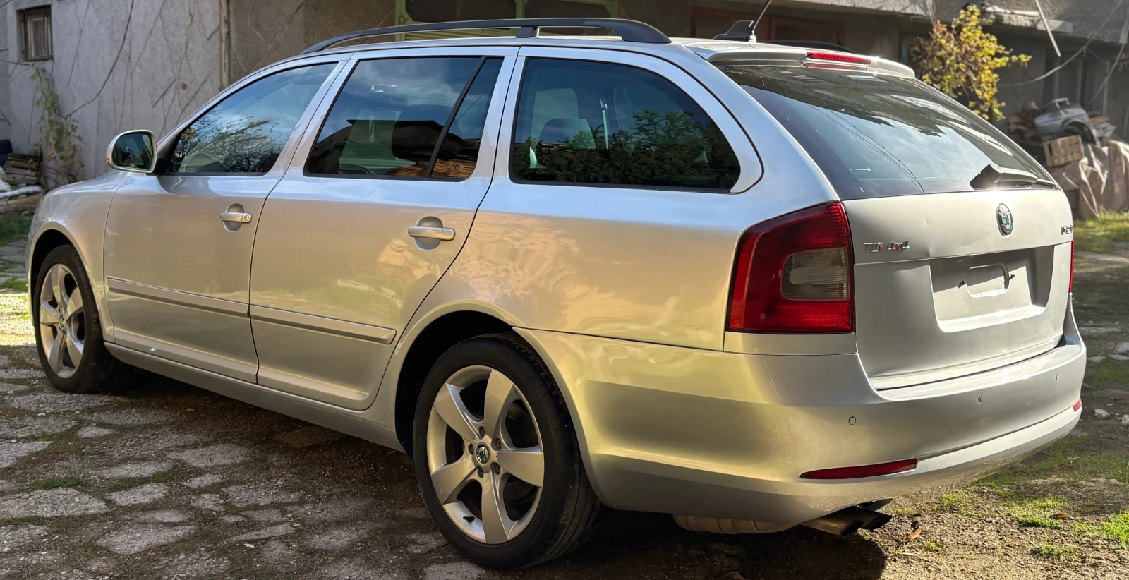 Skoda Octavia 4х4 / 2.0TDI / 140к.с - изображение 2