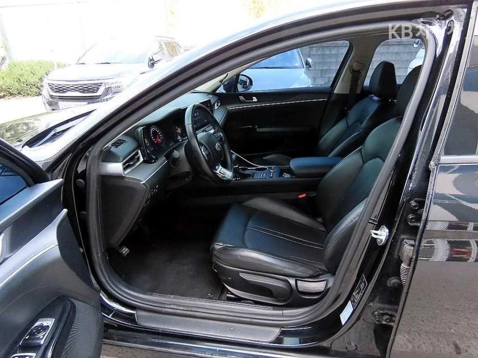 Kia K5 2.0 LPi - ФАБРИЧНО ЛИЗИНГ БЕЗ ПЪРВОНАЧАЛНА ВНОСКА - изображение 5